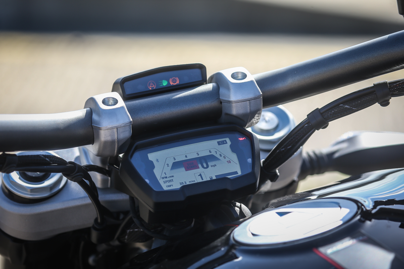 Illustration for article titled Ride Review: The 2016 Ducati XDiavel Is A Weird But Intriguing Italian CruiserÂ